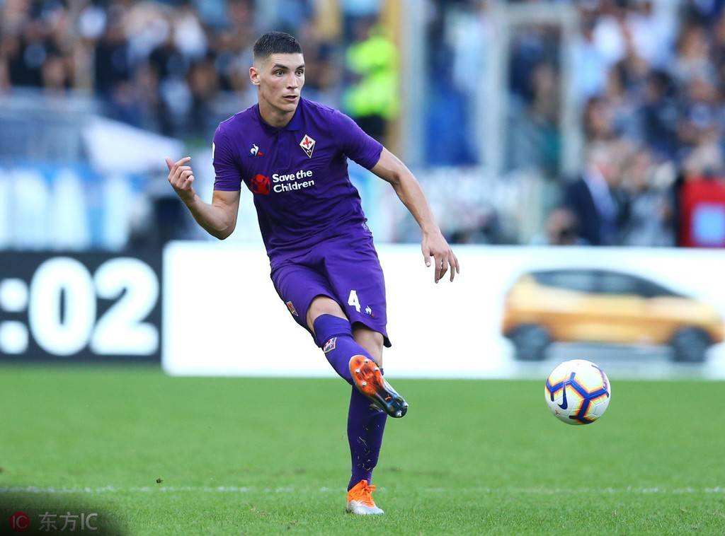 何一个都有 何一个都有