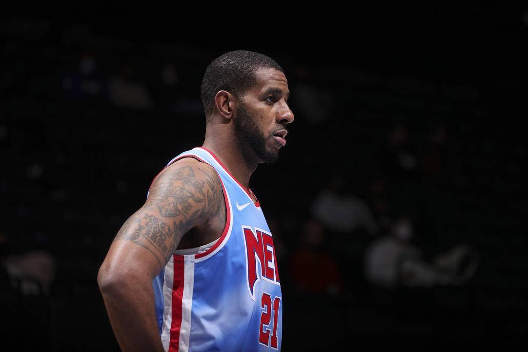 全场几乎不 全场几乎不