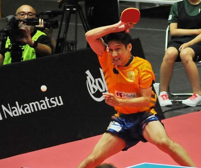 俱乐部的深 俱乐部的深